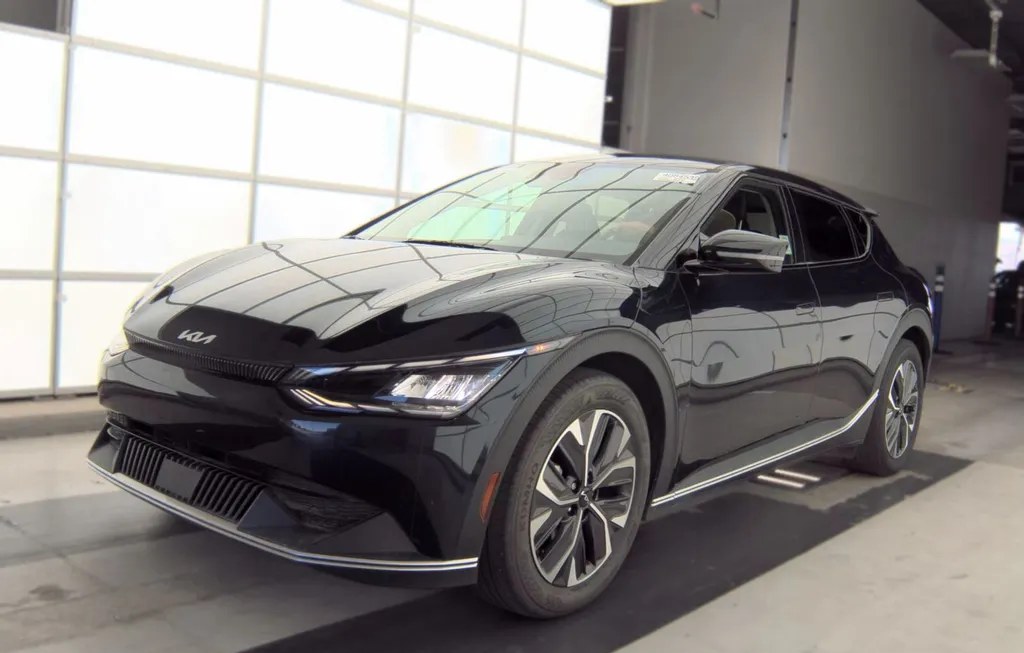 2024 KIA EV6 LIGHT LONG RANGE - 1