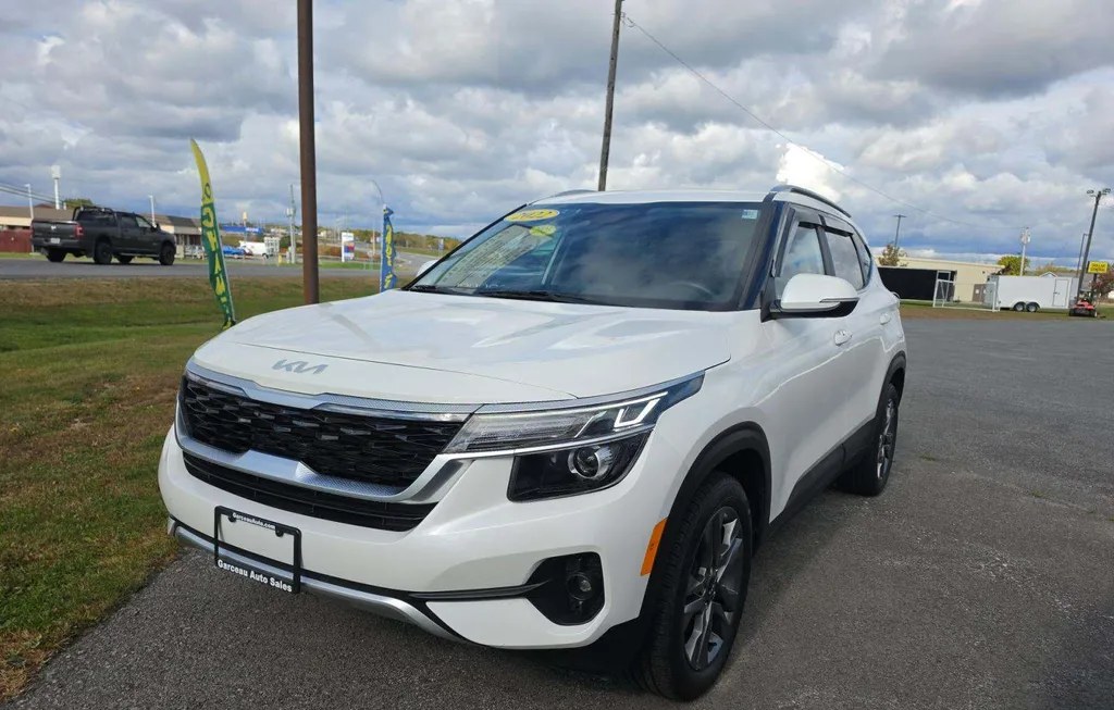 2022 KIA SELTOS S - 1