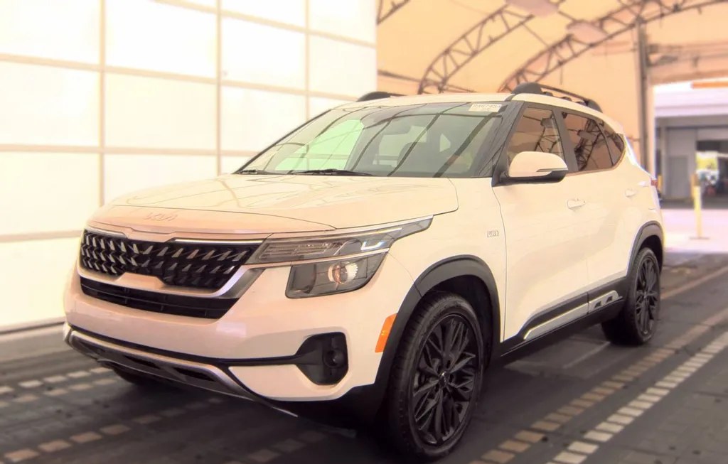 2022 KIA SELTOS NIGHTFALL EDITION - 1