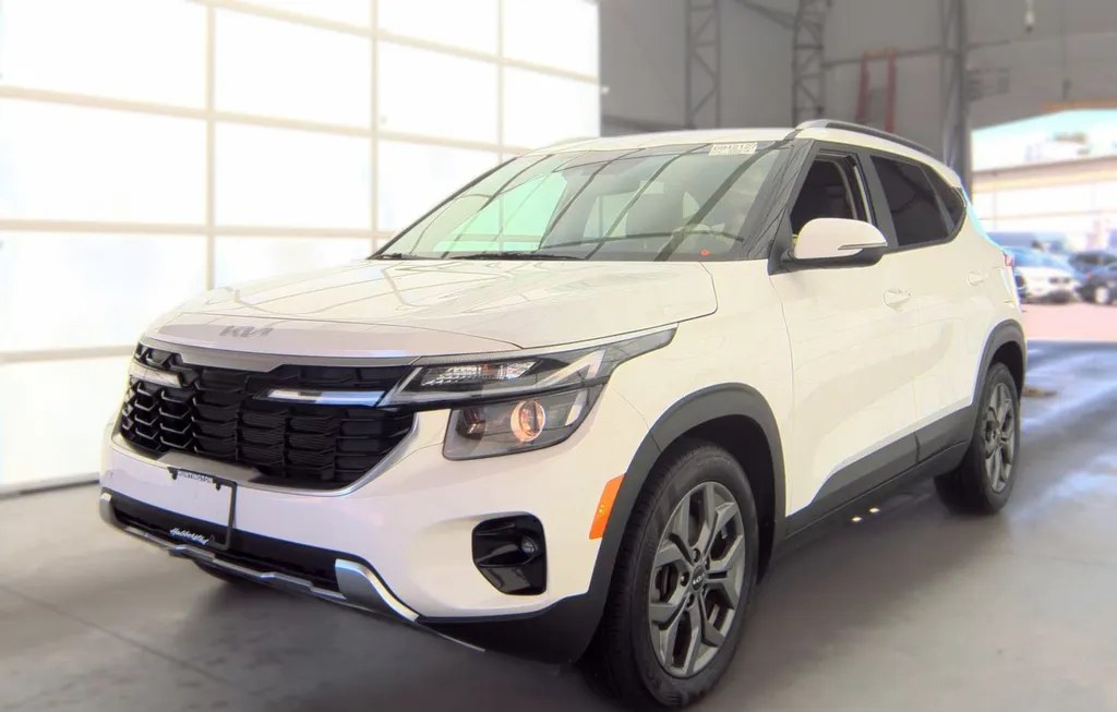 2024 KIA SELTOS S - 1
