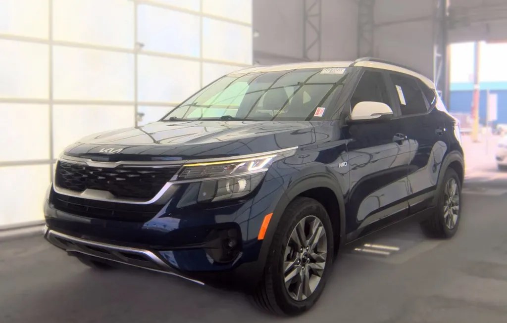 2022 KIA SELTOS S - 1