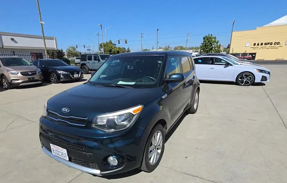 2017 KIA SOUL + - 1