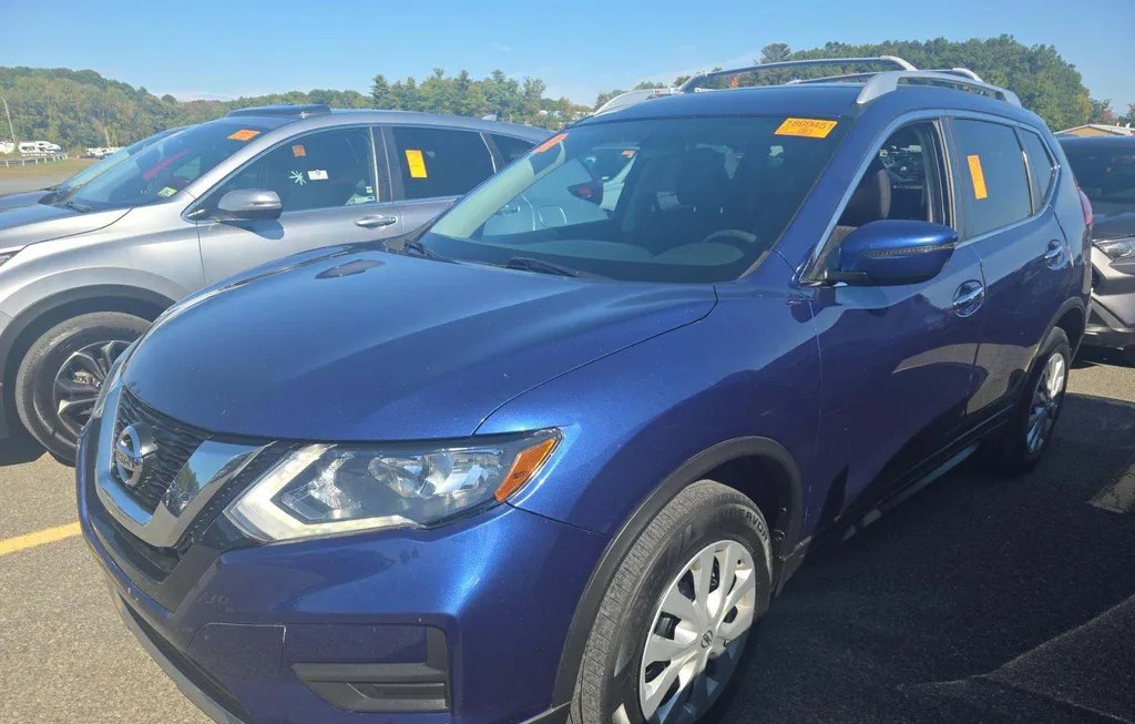 2017 NISSAN ROGUE S - 1
