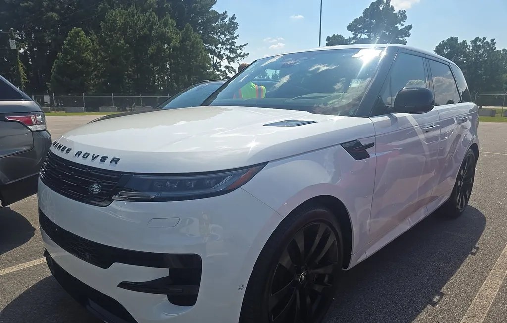 2025 LAND ROVER RANGE ROVER SPORT DYNAMIC SE - 1
