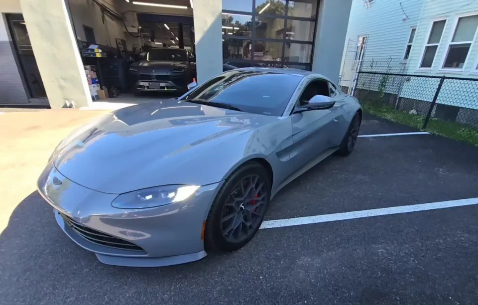 2022 ASTON MARTIN VANTAGE COUPE - 1
