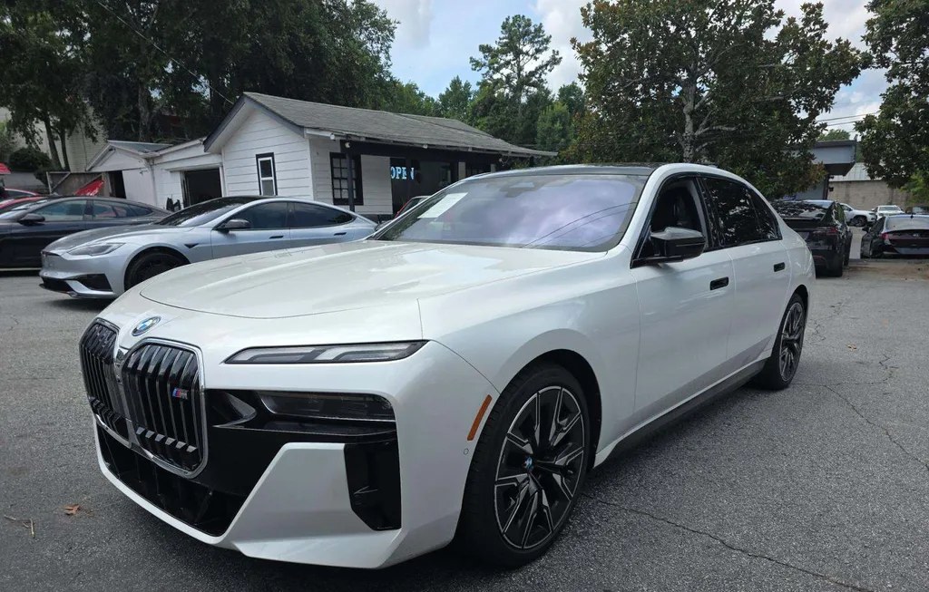 2024 BMW I7 M70 - 1