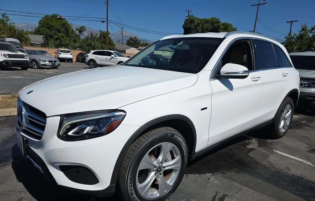 2018 MERCEDES-BENZ GLC 350E - 1
