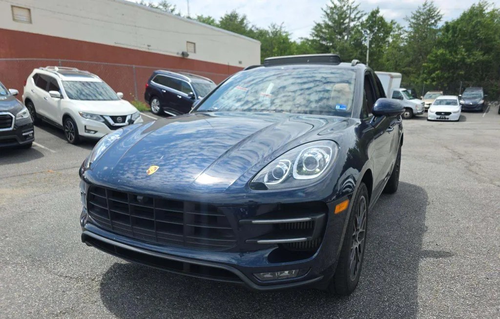 2017 PORSCHE MACAN TURBO - 1