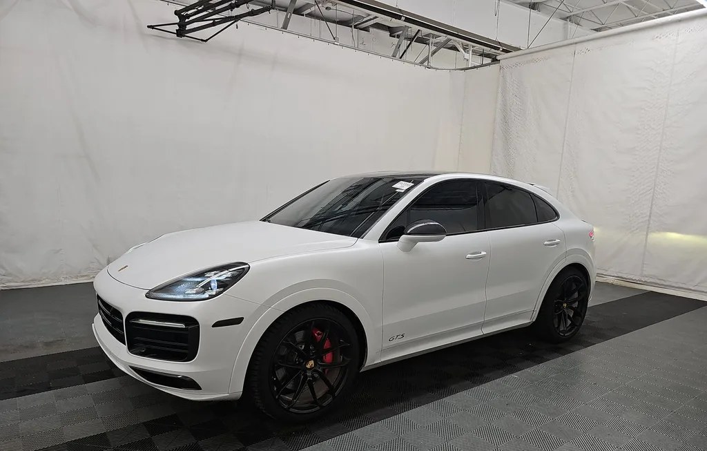 2023 PORSCHE CAYENNE GTS COUPE - 1
