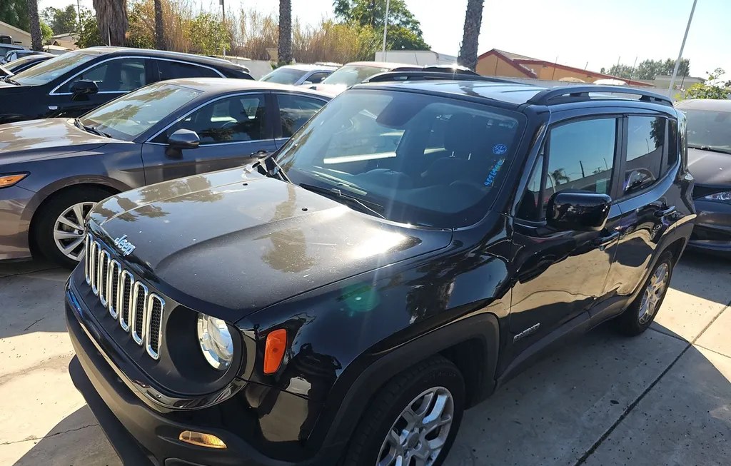 2018 JEEP RENEGADE LATITUDE - 1