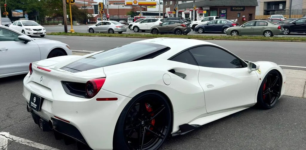 2017 FERRARI 488 GTB COUPE - 1